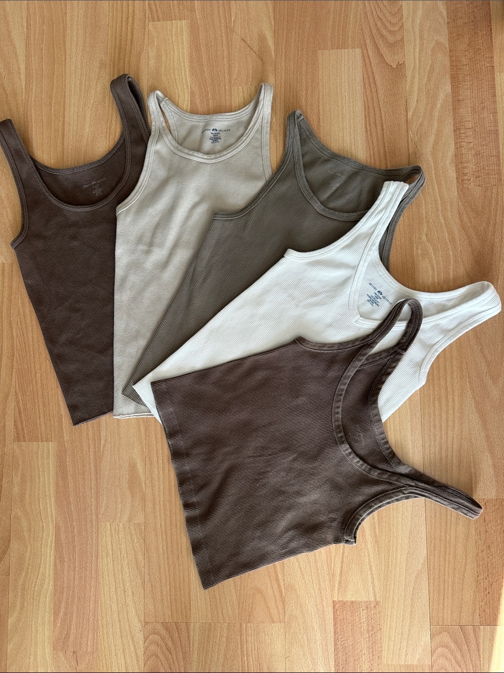 Bundle 5 Brandy Melville Ribbed Tank Tops - Brown, Cream, Taupe, White - Picture 1 of 3